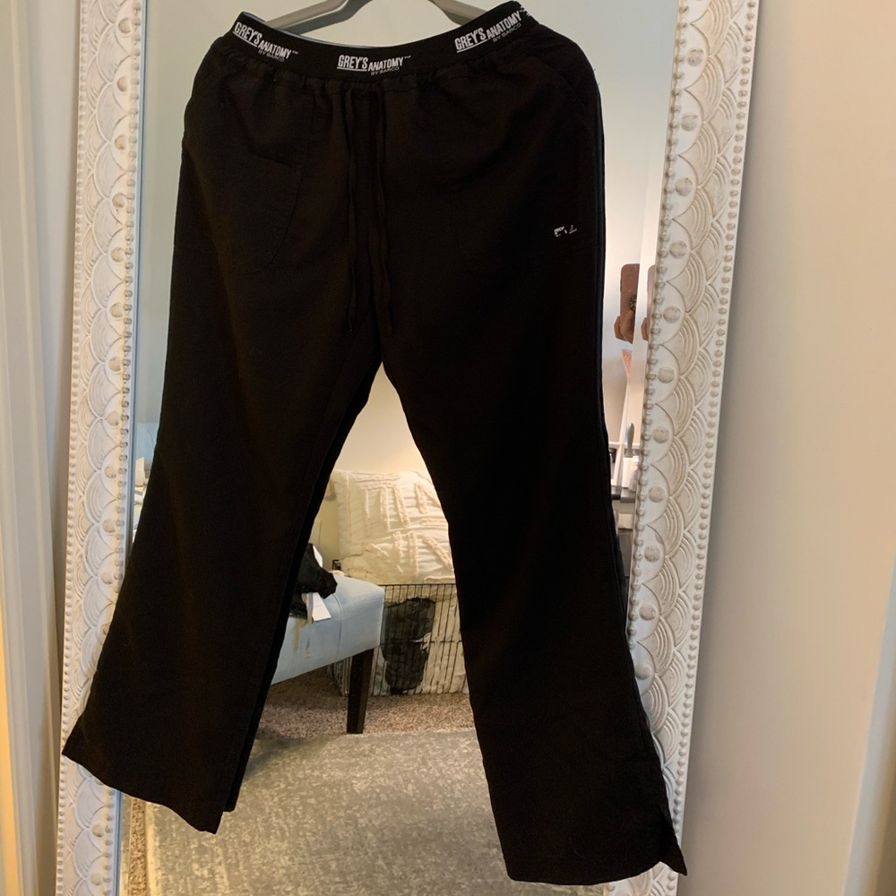 Grey’s Anatomy scrub pants